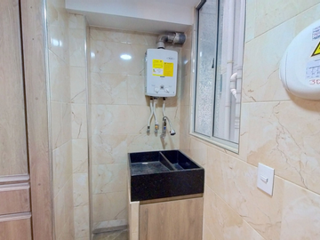 APARTAMENTO EN VENTA MADRID, C/MARCA COL