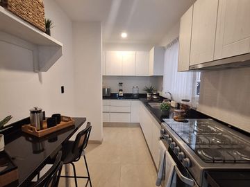 OPORTUNIDAD DEPARTAMENTO PLANTA BAJA CON ROOF VISTA AL CENTRO DE SAN MIGUEL DE ALLENDE