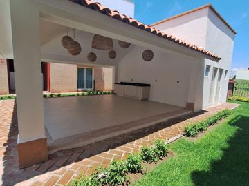 OPORTUNIDAD DEPARTAMENTO PLANTA BAJA CON ROOF VISTA AL CENTRO DE SAN MIGUEL DE ALLENDE