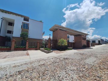 OPORTUNIDAD DEPARTAMENTO PLANTA BAJA CON ROOF VISTA AL CENTRO DE SAN MIGUEL DE ALLENDE