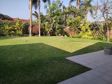 OPORTUNIDAD POR VIAJE CASA REMODELADA ZONA EXCLUSIVA MOLINA VIEJA 700M2