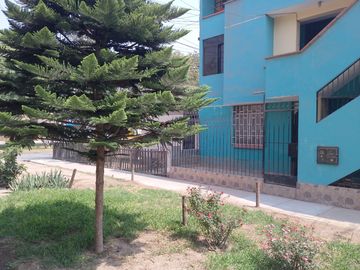 SE VENDE CASA PARA INVERSION CON 6 DEPARTAMENTOS -  COMAS, AV. SAN FELIPE