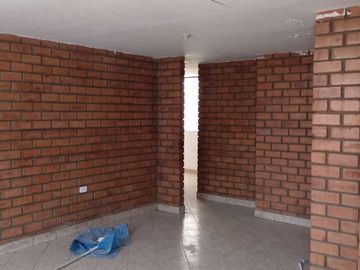 SE VENDE CASA PARA INVERSION CON 6 DEPARTAMENTOS -  COMAS, AV. SAN FELIPE