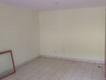 SE VENDE CASA PARA INVERSION CON 6 DEPARTAMENTOS -  COMAS, AV. SAN FELIPE