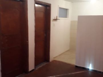 VENDO CASA ESQUINERA  COMERCIAL CON TERRAZA PARA CONSTRUIR TERCER PISO