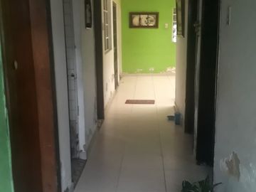VENDO CASA ESQUINERA  COMERCIAL CON TERRAZA PARA CONSTRUIR TERCER PISO