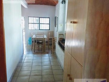 Miacatlan preciosa casa de 5 recámaras, 3 baños, alberca, terraza, tiene vista privilegiada
