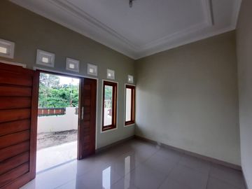 UNIT TERBATAS!! RUMAH 500 JUTA SAJA LINGKUNGAN NYAMAN DAN NASIONALIS