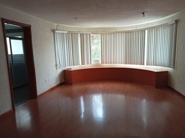 CASA EN RENTA EN CLUB DE GOLF VALLE ESCONDIDO