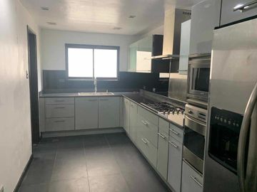 Ridge Side - Classic House & Lot for Sale w/ Overlooking Laguna de bay in Canyon Ranch Village beside Aera,Ciela, near Manila Southwoods in Binan, Lag