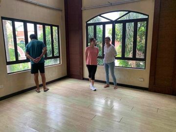 📌 Ridge View Classic House & Lot for Sale with 100% Overlooking Laguna de bay in Canyon Ranch Village near in Southwoods City