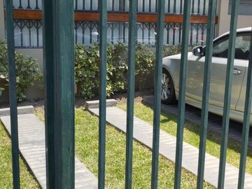 ¡OPORTUNIDAD ÚNICA! VENDO HERMOSO DEPARTAMENTO DE 107 M² CON COCHERA EN URB. VALLE HERMOSO, SURCO