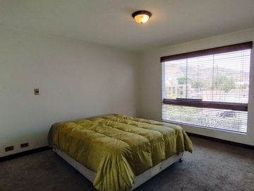¡OPORTUNIDAD ÚNICA! VENDO HERMOSO DEPARTAMENTO DE 107 M² CON COCHERA EN URB. VALLE HERMOSO, SURCO