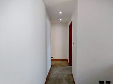 ¡OPORTUNIDAD ÚNICA! VENDO HERMOSO DEPARTAMENTO DE 107 M² CON COCHERA EN URB. VALLE HERMOSO, SURCO