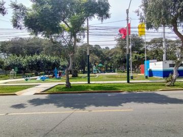 ¡OPORTUNIDAD ÚNICA! VENDO HERMOSO DEPARTAMENTO DE 107 M² CON COCHERA EN URB. VALLE HERMOSO, SURCO