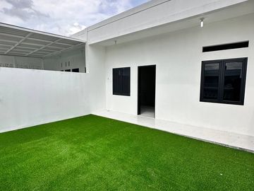 RUMAH DIJUAL DI KRAMAT JATI, JAKARTA TIMUR MINICLUSTER MODERN AMERICAN CLASSIC 5 KAMAR TIDUR 3 LANTAI