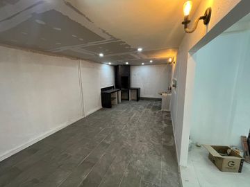En venta casa de 3 dormitorios en Urb.La Joya