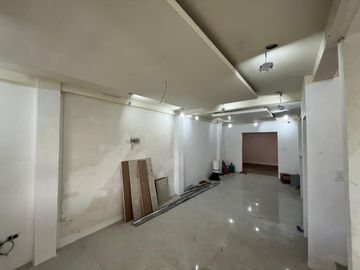 En venta casa de 3 dormitorios en Urb.La Joya