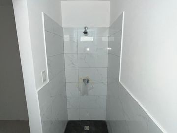 En venta casa de 3 dormitorios en Urb.La Joya