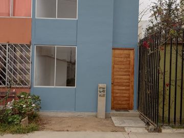 VENDO CASA DE ESTRENO DE 2 PISOS-CARABAYLLO