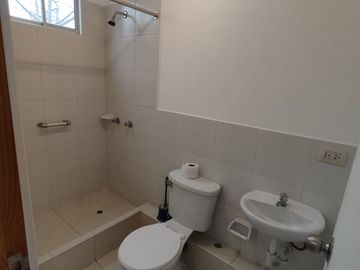 VENDO CASA DE ESTRENO DE 2 PISOS-CARABAYLLO