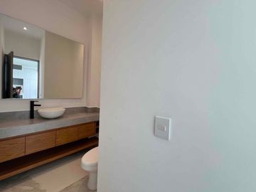 CASA EN VENTA EN BOSQUES DE LAS MISIONES, CARRETERA NACIONAL
