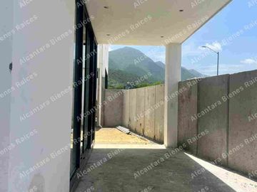 Casa en Venta en Carretera Nacional