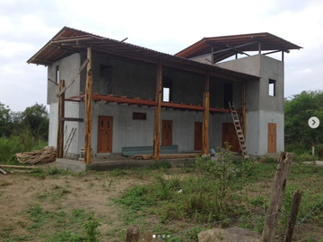 terreno en venta en Montañita, sector el tigrillo. De oportunidad! con construcción de 200mt