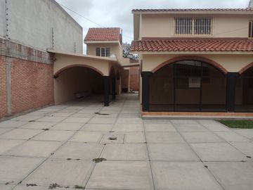 Bonita y amplia casa habitación en venta en Tetla De la Solidaridad