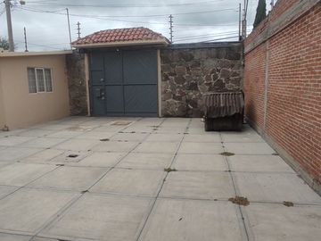 Bonita y amplia casa habitación en venta en Tetla De la Solidaridad