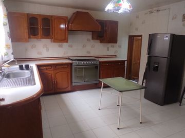 Bonita y amplia casa habitación en venta en Tetla De la Solidaridad