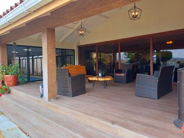 CASA DE VENTA CUMBAYA RESERVORIO