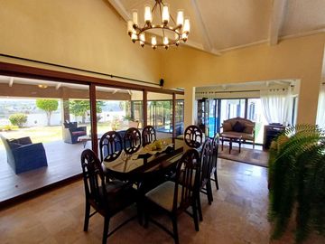 CASA DE VENTA CUMBAYA RESERVORIO