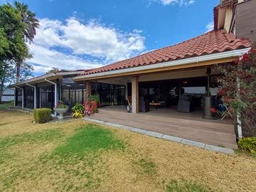 CASA DE VENTA CUMBAYA RESERVORIO
