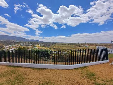 CASA DE VENTA CUMBAYA RESERVORIO