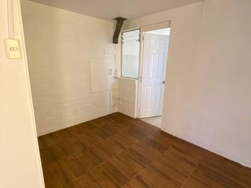 EN VENTA CASA EN CURICÓ, Pasaje Eduardo Anguita 2203
