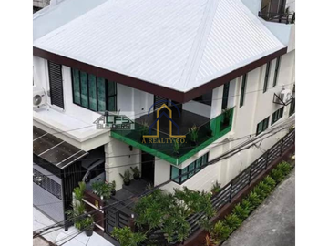 Modern Design House and Lot For Sale in Project 6 Quezon City