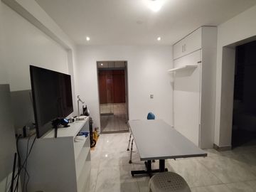 Vendo Lindo Departamento En Av Caminos Del Inca. Cerca al Parque de la Amistad