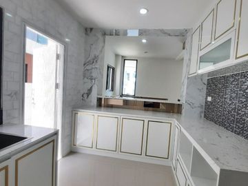 Sale or for Rent 5 bedrooms The Best Villa Bangna-Suvarnabhumi