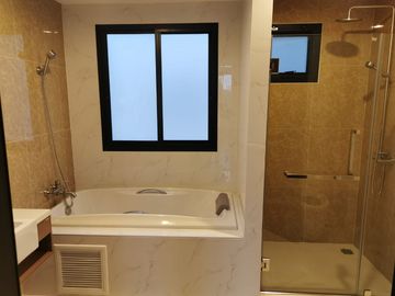 Sale or for Rent 5 bedrooms The Best Villa Bangna-Suvarnabhumi