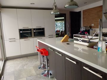 casa en venta en la Recta a Cholula cerca a la UDLA en condominio con  área verde .