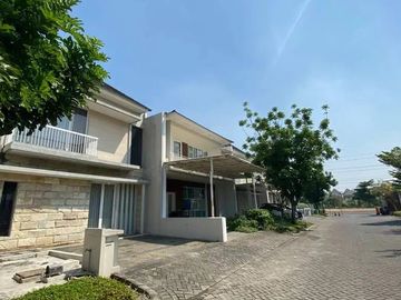 Rumah Royal Residence Semi Furnish Lokasi Jalan Kembar row 4 mobil