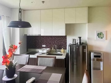 Corner 1 Bedroom Unit with Balcony for Sale in Tambuli Mactan