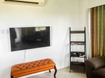 Corner 1 Bedroom Unit with Balcony for Sale in Tambuli Mactan