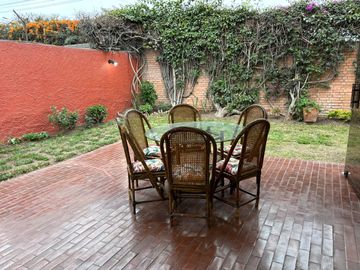 Alquilo casa en esquina, vivienda u oficina, San Borja