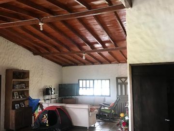 VENDE CABAÑA CHINACOTA
