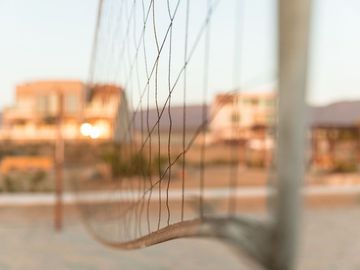 Casa Moderna en Ensenada con Impresionantes Vistas al Océano, a Solo Minutos de la Playa Arenosa