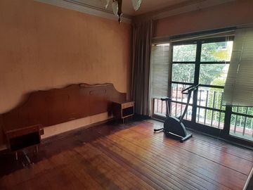 RESIDENCIA EN VENTA A PASOS DEL PARQUE HUNDIDO