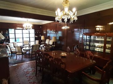 RESIDENCIA EN VENTA A PASOS DEL PARQUE HUNDIDO