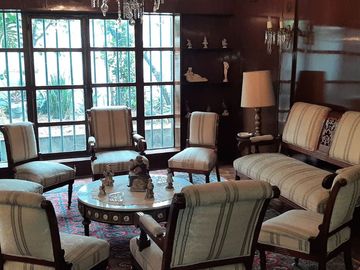 RESIDENCIA EN VENTA A PASOS DEL PARQUE HUNDIDO
